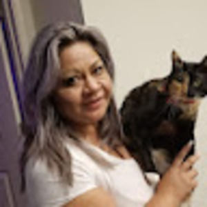 Meet your Posher, Lina